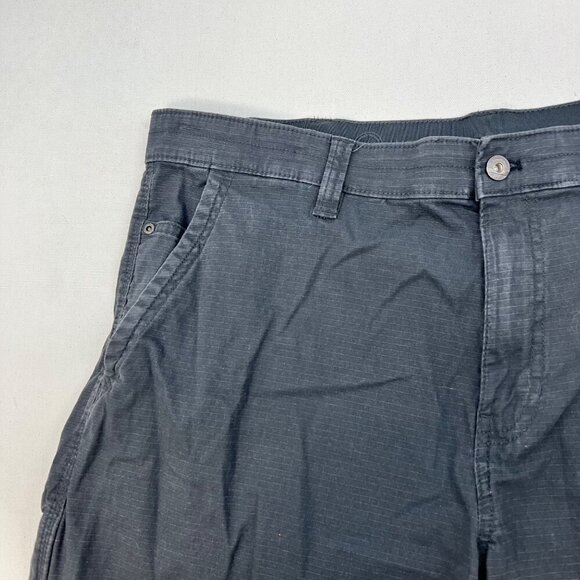 WP Waterproof Men’s Charcoal Flat Front Shorts Size 40 Waist Pockets - Picture 2 of 9